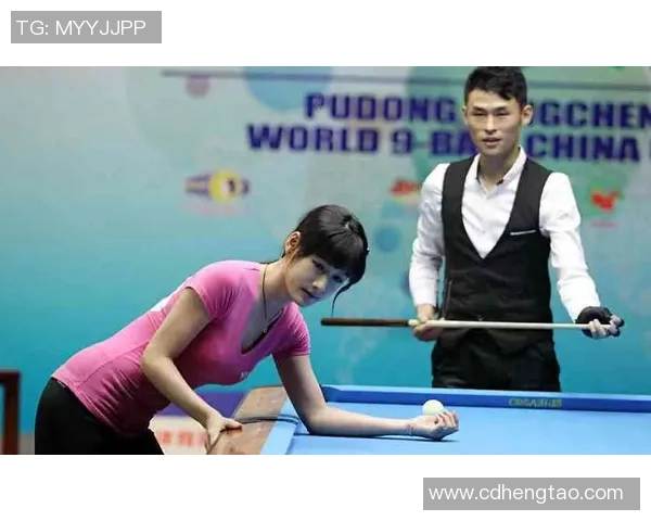 李丽专访：从青涩球员到乒乓球传奇的成长之路回顾