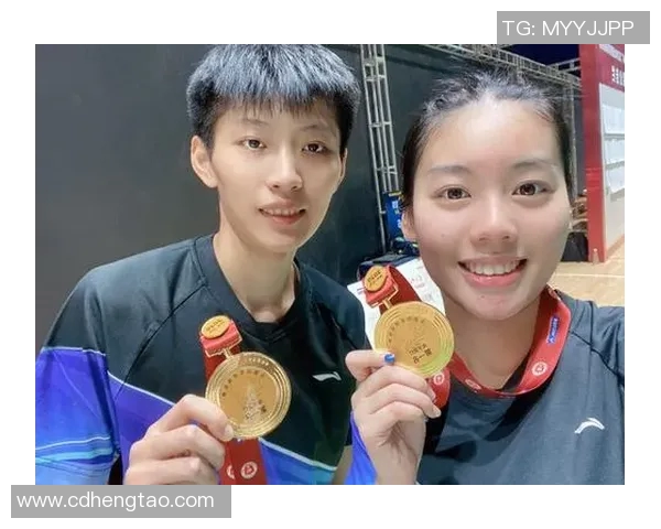 成都羽毛球队盯防战术揭秘：如何在比赛中掌控对手的每一步