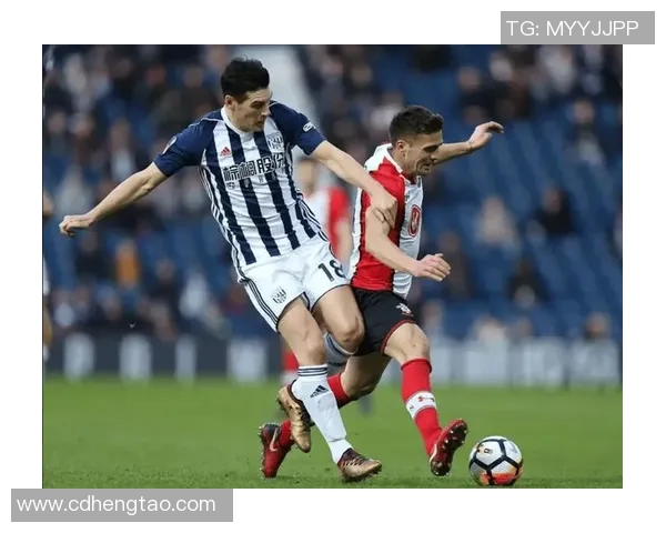 雷丁主场迎战西布罗姆维奇双方争夺英冠积分榜关键战役